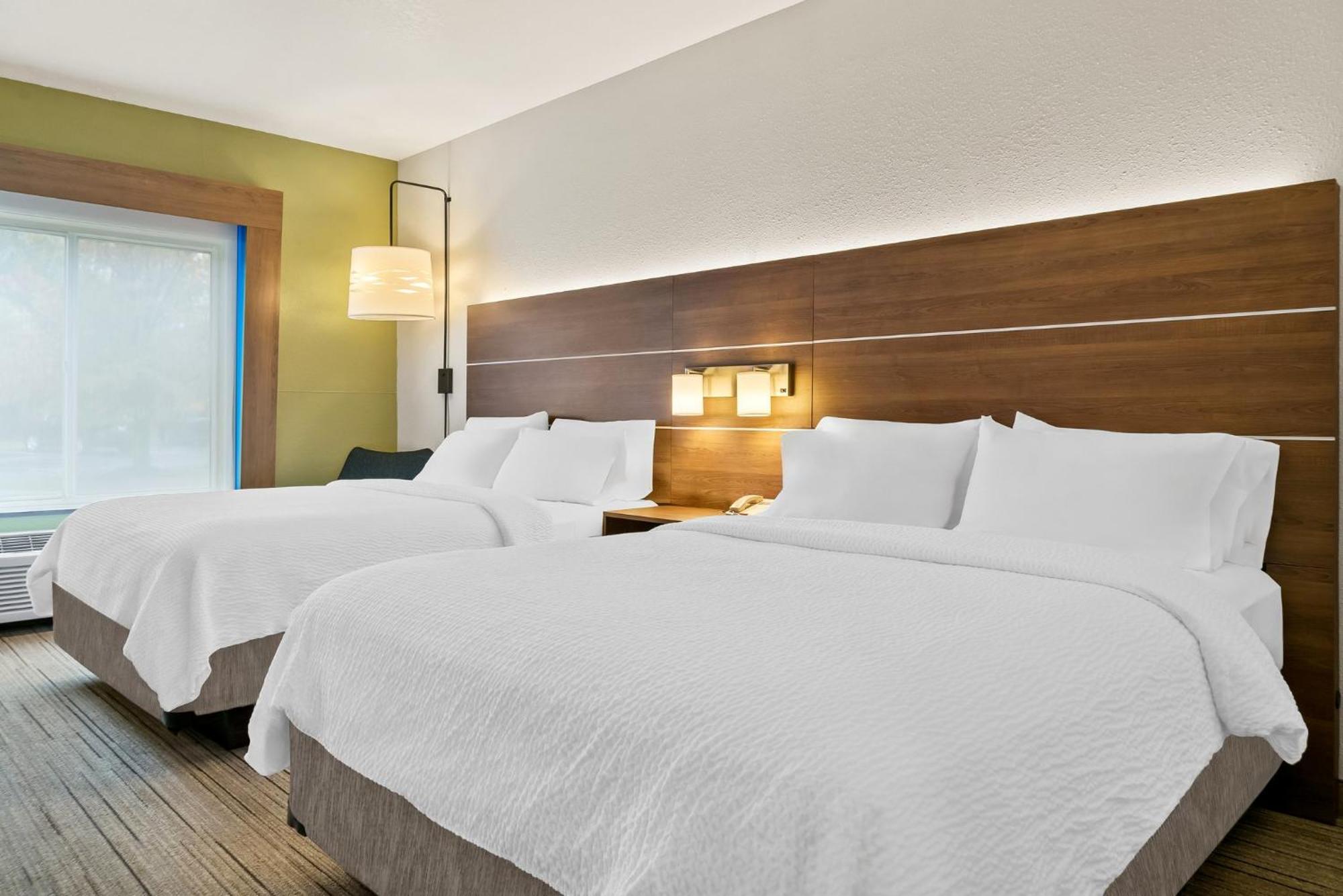 Holiday Inn Express Hotel & Suites Marion By Ihg Exterior foto